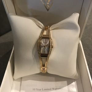 New!! Never used GUESS watch...
